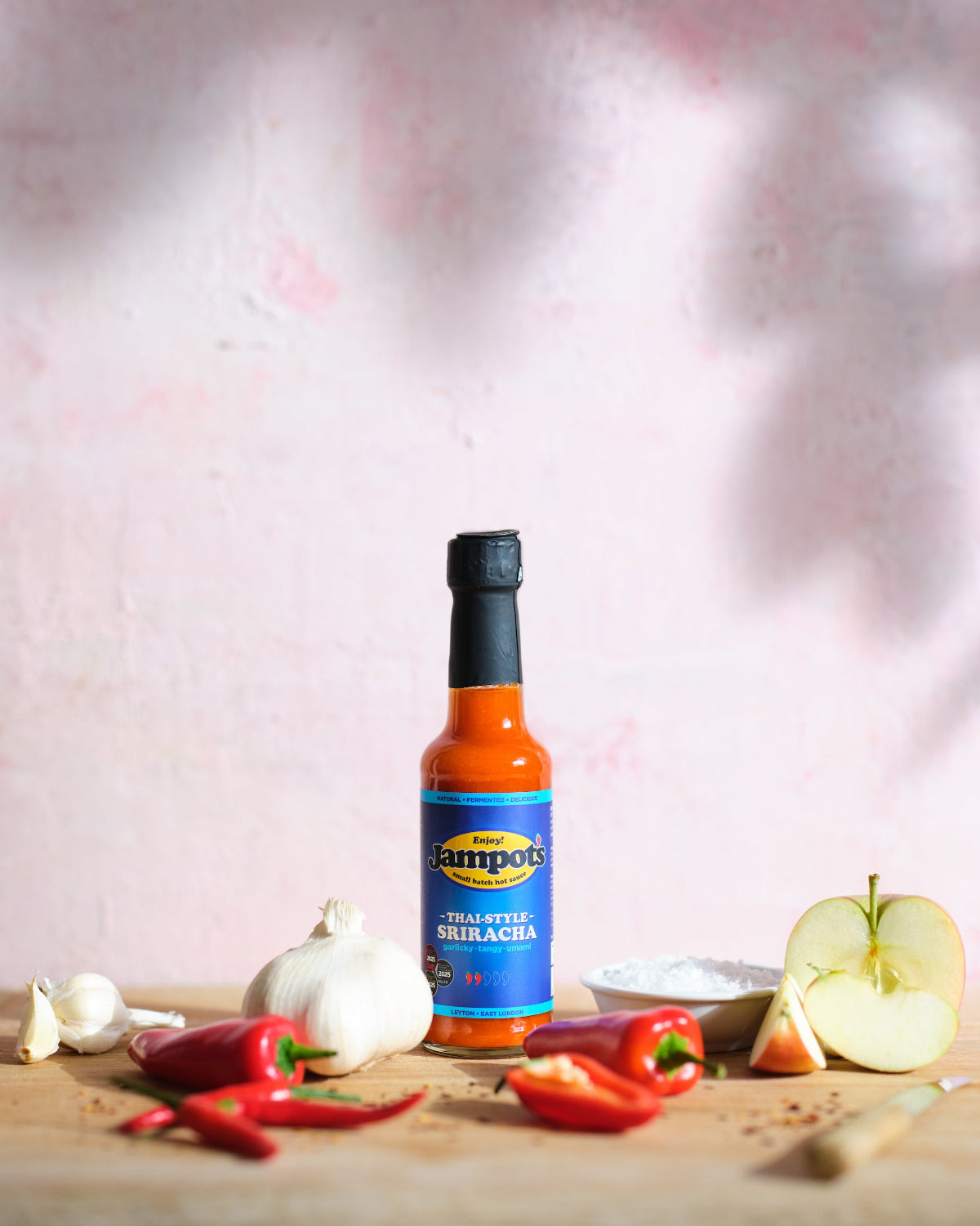 Fermented sriracha hot sauce lifestyle shot